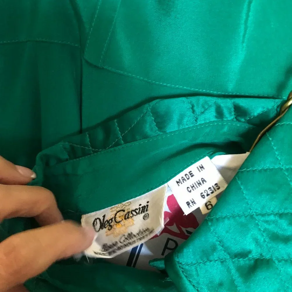 Oleg Cassini silk blouse and silk skirt - Picture 2 of 6